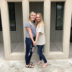 Meet your Posher, Lauren